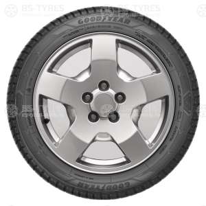 Goodyear Ultra Grip Performance + SUV 225/65 R17 102H