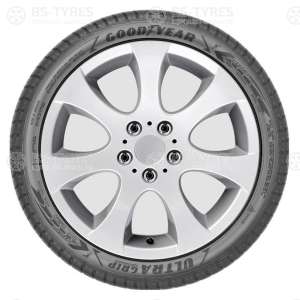 Goodyear Ultra Grip Performance 225/50 R17 98H