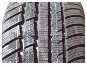 LingLong Green-Max Winter UHP 205/45 R17 88V